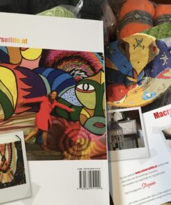 Macramé in kleur boek van Stefanie van Heusden achterkant