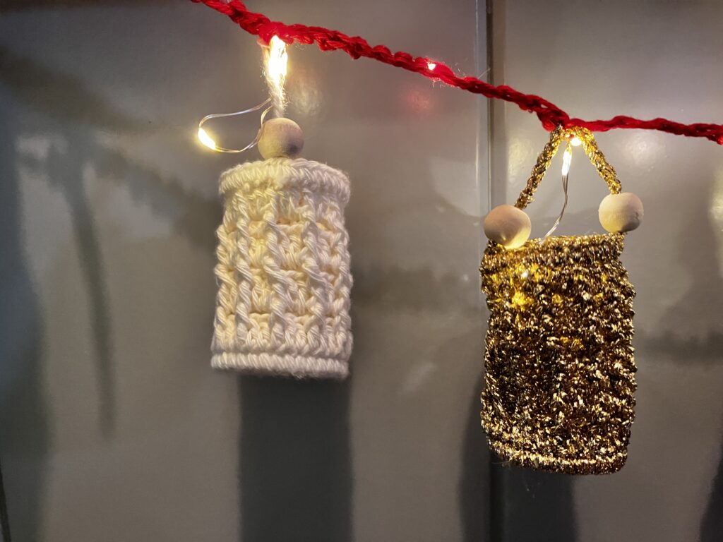 kleine lantaarntjes of lampion haken