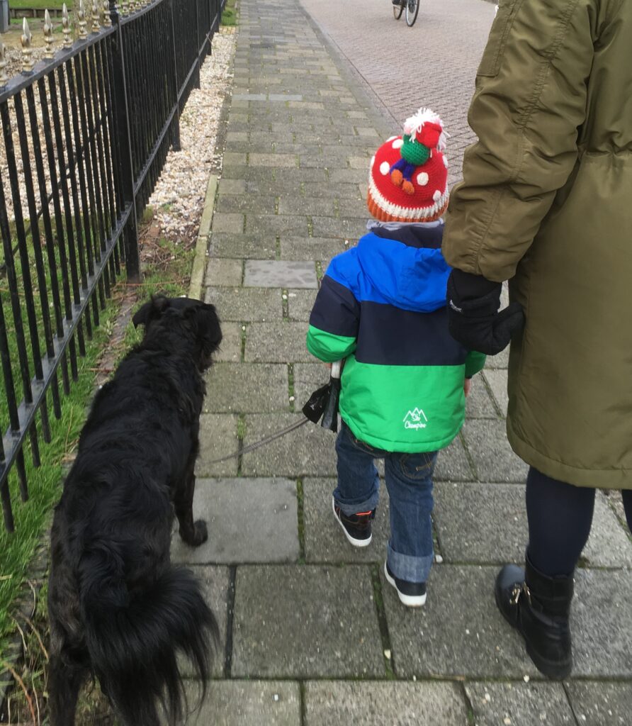 winterse kaboutermuts met pompon 2