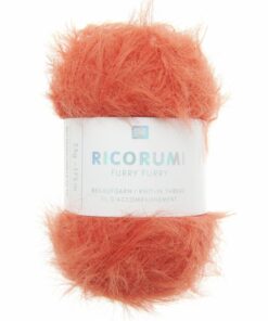 furry furry 004 vos roodbruin